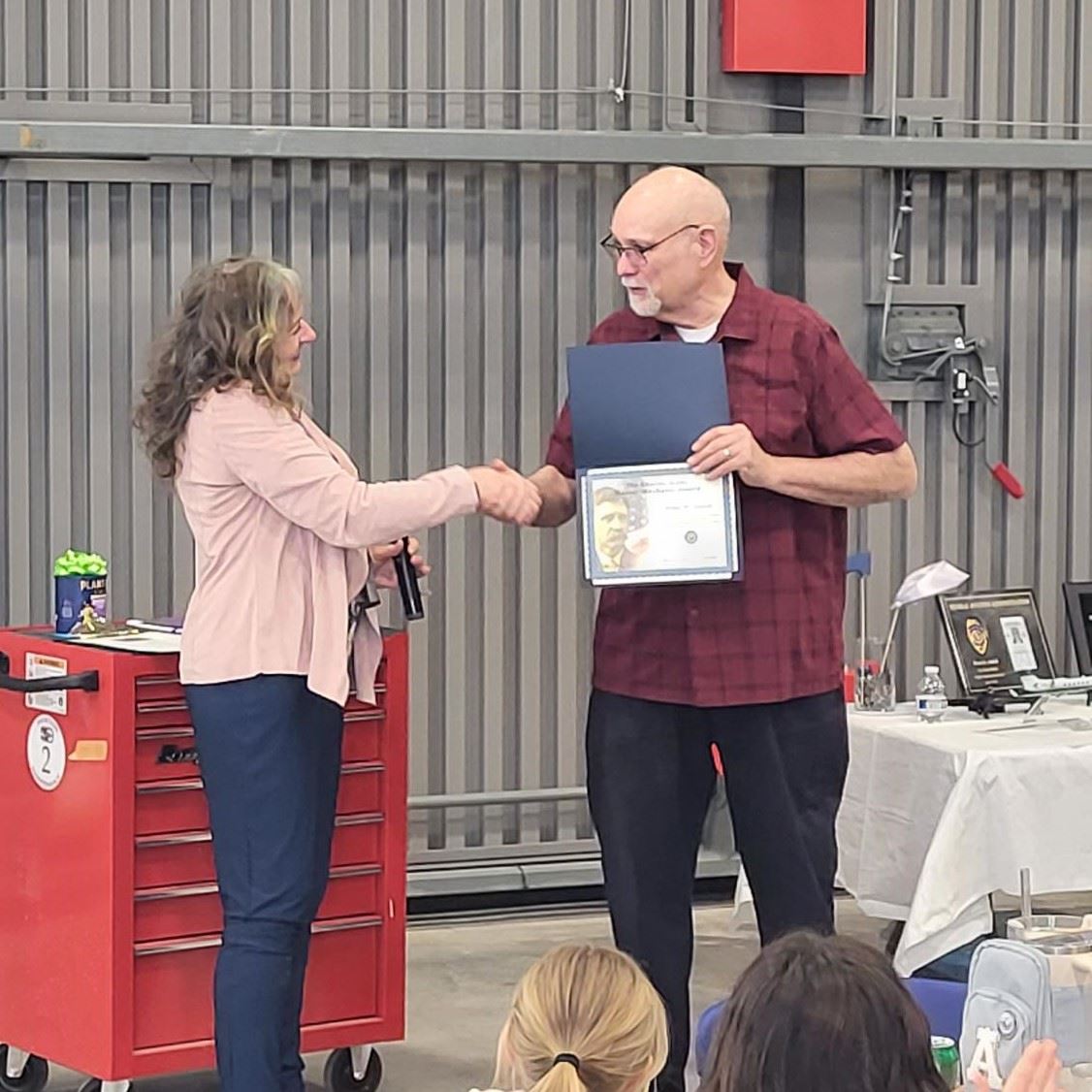  Ashton receiving award